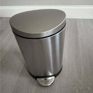 Simple human Stainless Steel Step Trash Can
